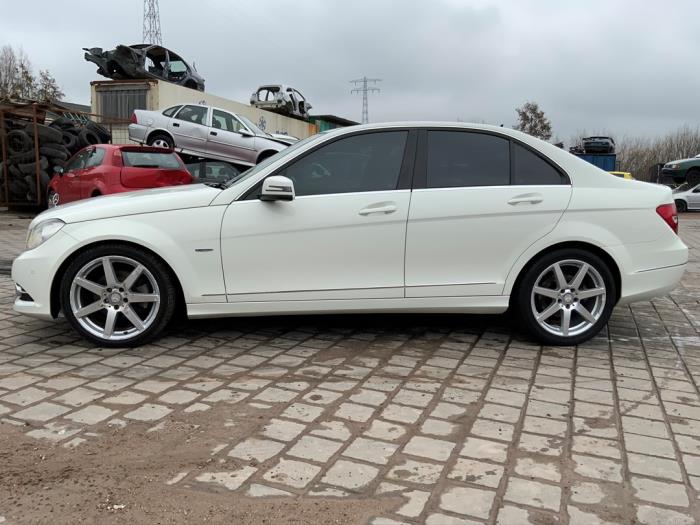 Mercedes C 2.2 C-220 CDI 16V BlueEFFICIENCY Sloopvoertuig (2011, Wit)