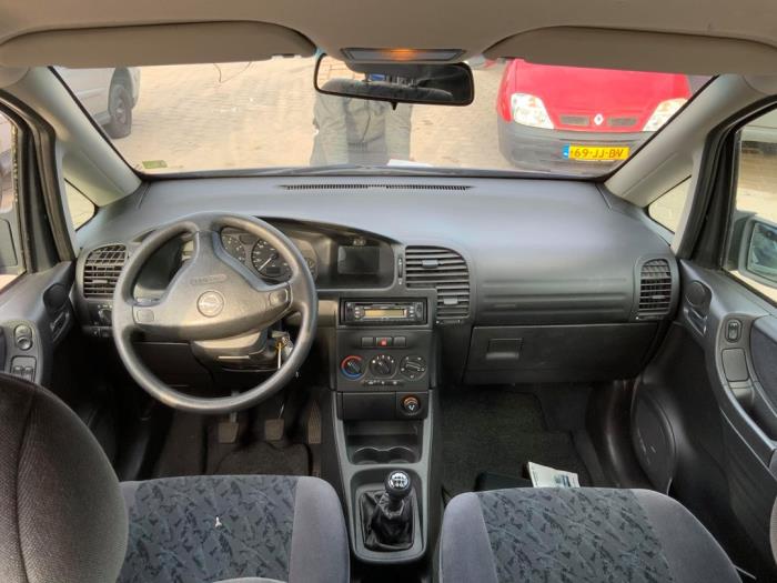 Opel Zafira 1.6 16V Sloopvoertuig (2001, Blauw)