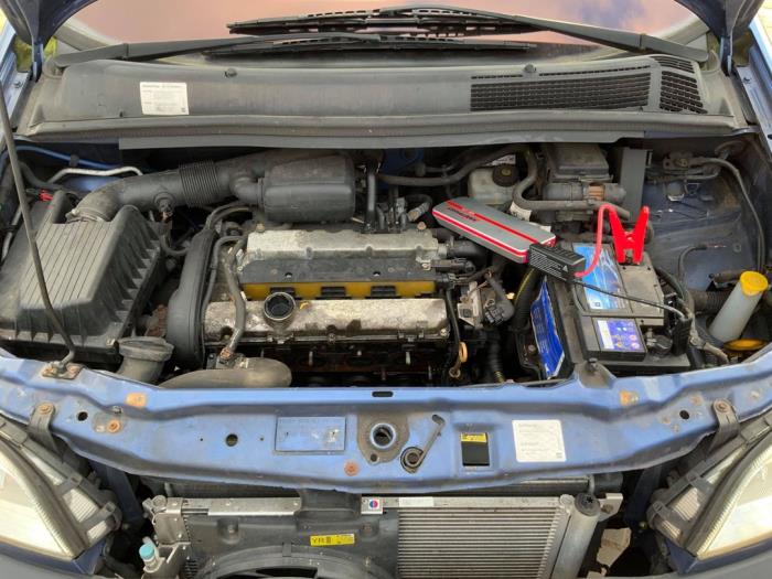 Opel Zafira 1.6 16V Sloopvoertuig (2001, Blauw)