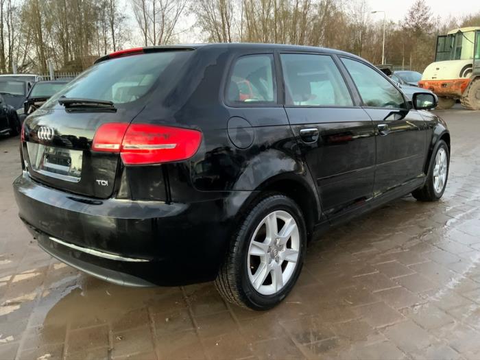 Audi A3 Sportback 2.0 TDI 16V Sloopvoertuig (2010, Zwart)