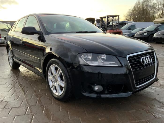 Audi A3 Sportback 2.0 TDI 16V Sloopvoertuig (2010, Zwart)