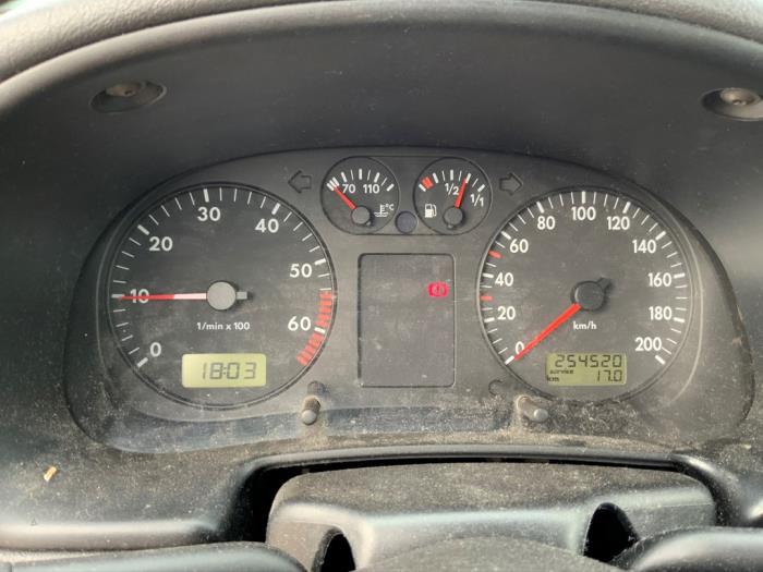 Seat Arosa 1.4 MPi Sloopvoertuig (1999, Rood)