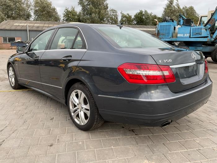 Mercedes E E-350 CDI V6 24V BlueEfficiency Sloopvoertuig (2009, Grijs)