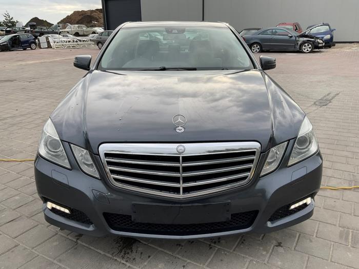 Mercedes E E-350 CDI V6 24V BlueEfficiency Sloopvoertuig (2009, Grijs)