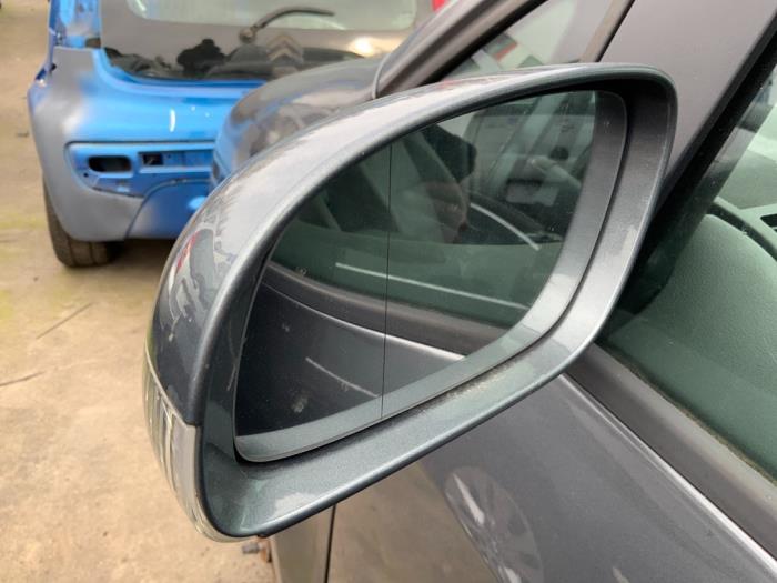 Volkswagen Touran 2.0 FSI 16V Sloopvoertuig (2004, Grijs)