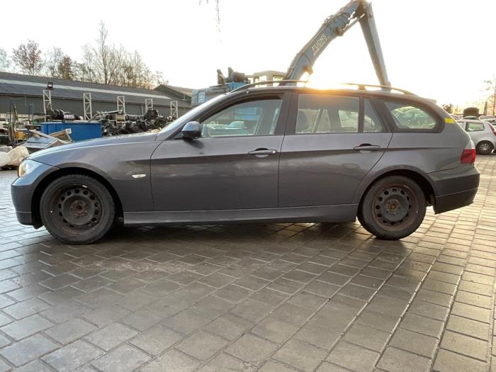 BMW 3 serie Touring 320d 16V Corporate Lease Sloopvoertuig (2005, Grijs)