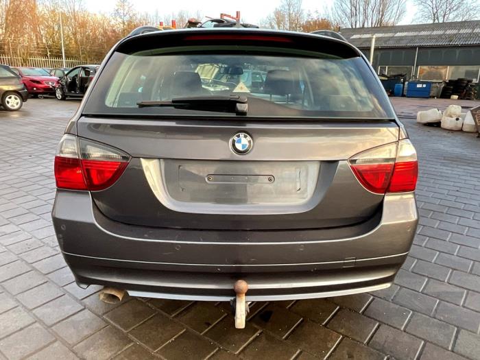 BMW 3 serie Touring 320d 16V Corporate Lease Sloopvoertuig (2005, Grijs)