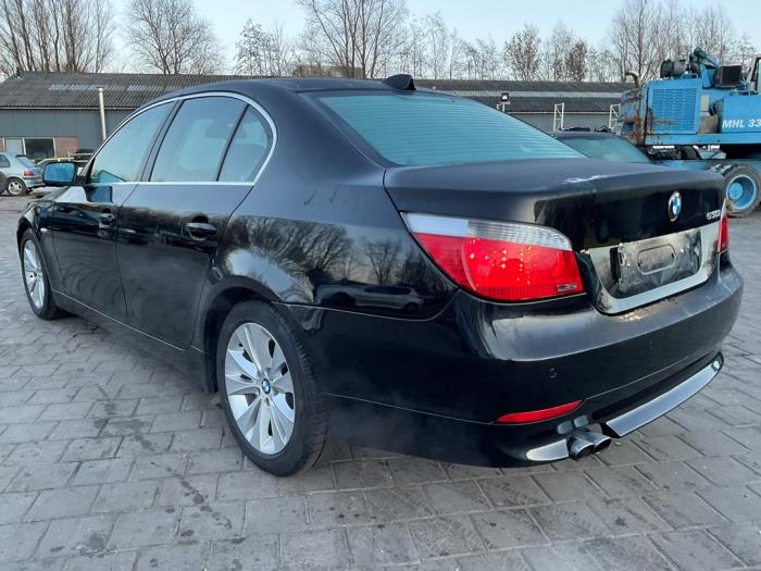 BMW 5 serie 530i 24V Sloopvoertuig (2004, Zwart)