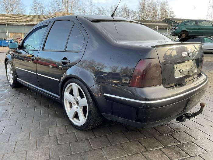 Volkswagen Bora 1.9 TDI 100 Sloopvoertuig (2004, Zwart)