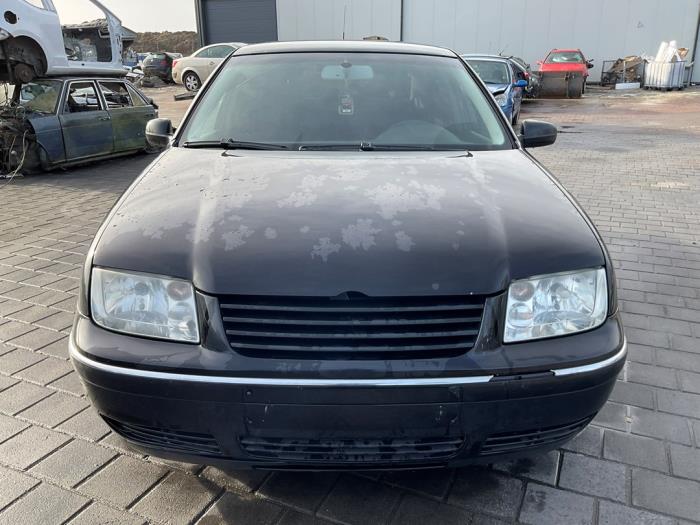 Volkswagen Bora 1.9 TDI 100 Sloopvoertuig (2004, Zwart)