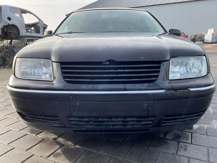 Volkswagen Bora 1.9 TDI 100 Sloopvoertuig (2004, Zwart)