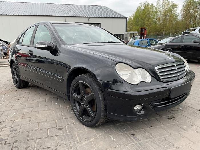 Mercedes C 1.8 C-200K 16V Sloopvoertuig (2004, Zwart)