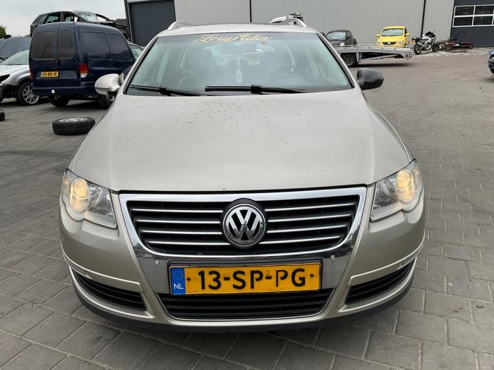 Volkswagen Passat Variant 2.0 TFSI/TSI 16V Sloopvoertuig (2006, Beige)