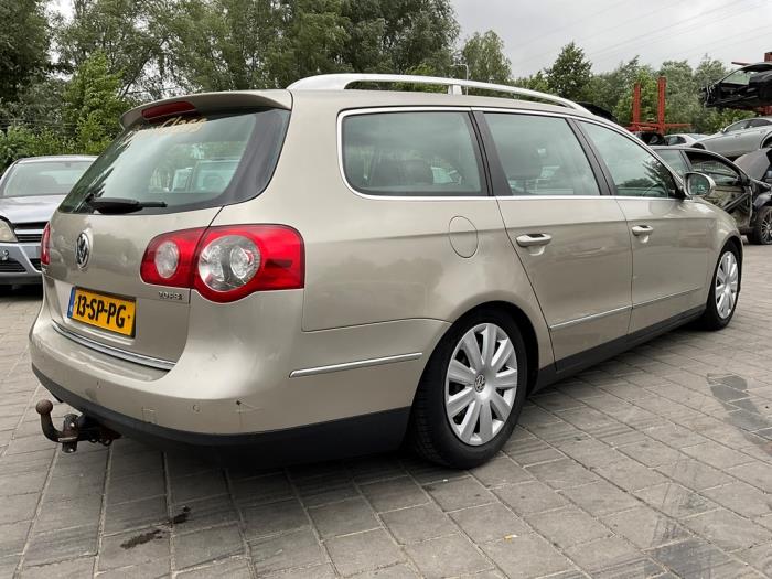 Volkswagen Passat Variant 2.0 TFSI/TSI 16V Sloopvoertuig (2006, Beige)