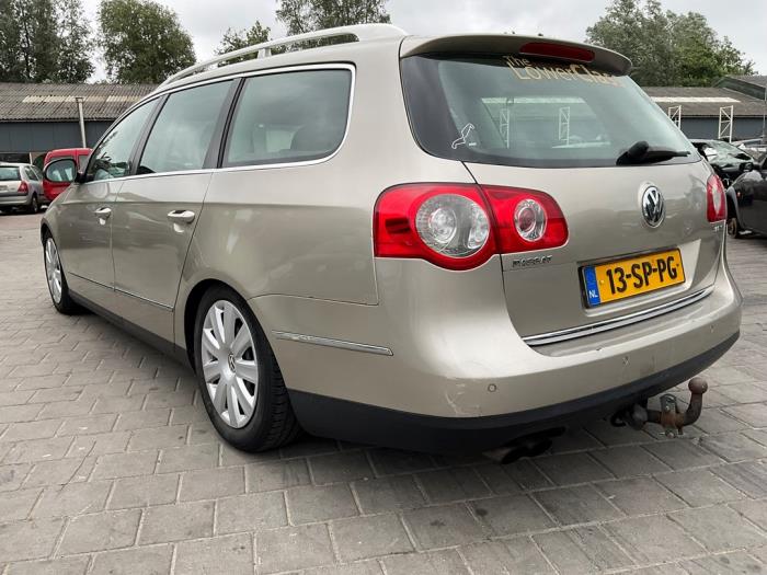 Volkswagen Passat Variant 2.0 TFSI/TSI 16V Sloopvoertuig (2006, Beige)
