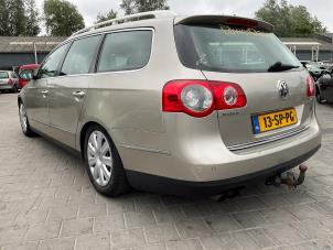 Volkswagen Passat Variant 2.0 TFSI/TSI 16V Sloopvoertuig (2006, Beige)