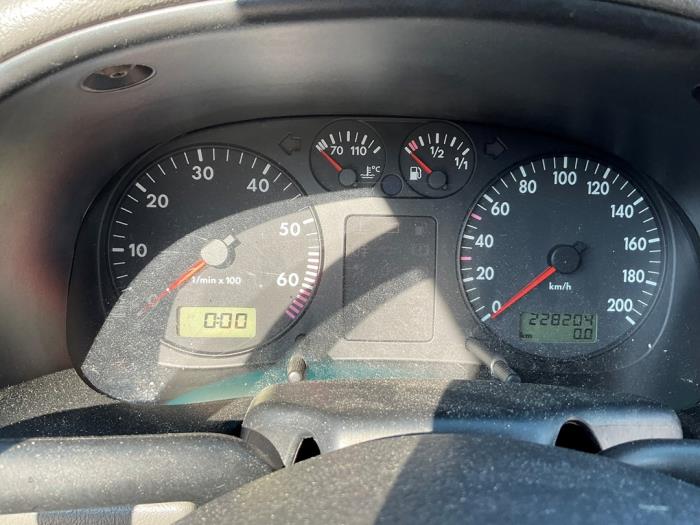 Seat Arosa 1.4 MPi Sloopvoertuig (2000, Zwart)