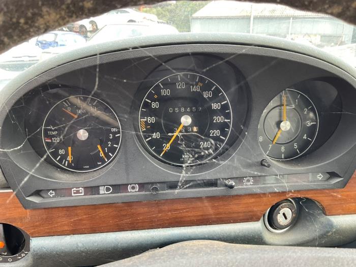 Mercedes S 280 SE,SEL Schadevoertuig (1979, Grijs)