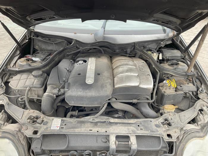 Mercedes C Combi 2.2 C-200 CDI 16V Sloopvoertuig (2002, Zwart)