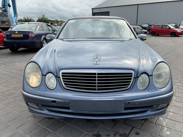 Mercedes E 3.2 E-320 CDI 24V Sloopvoertuig (2004, Blauw)