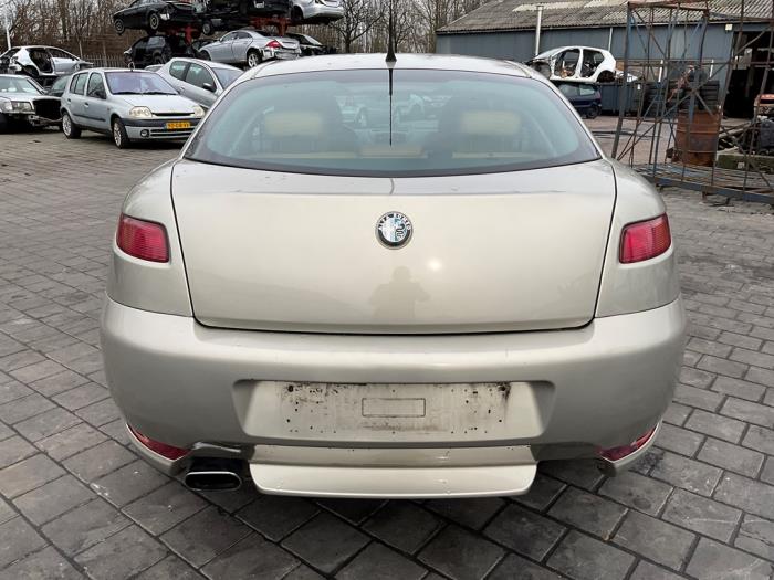 Alfa Romeo GT 2.0 JTS 16V Sloopvoertuig (2006, Grijs)