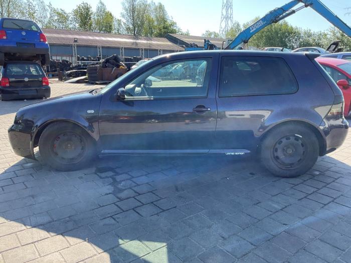 Volkswagen Golf IV 1.9 TDI 130 Sloopvoertuig (2002, Zwart)