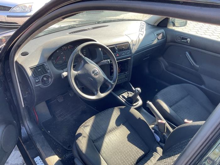 Volkswagen Golf IV 1.9 TDI 130 Sloopvoertuig (2002, Zwart)