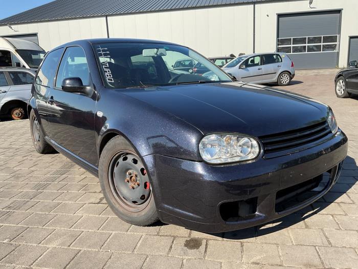 Volkswagen Golf IV 1.9 TDI 130 Sloopvoertuig (2002, Zwart)