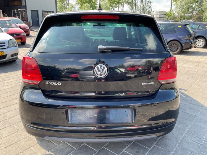 Volkswagen Polo V 1.2 TDI 12V BlueMotion Sloopvoertuig (2010, Zwart)