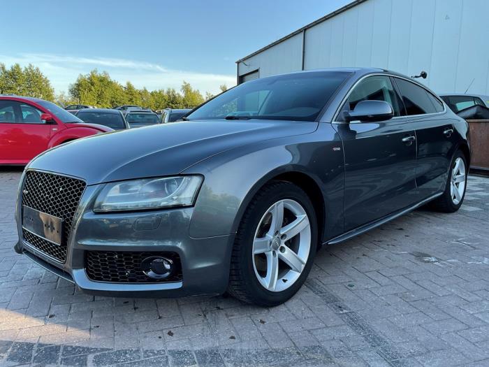 Audi A5 Sportback 2.0 TFSI 16V Sloopvoertuig (2011, Grijs)