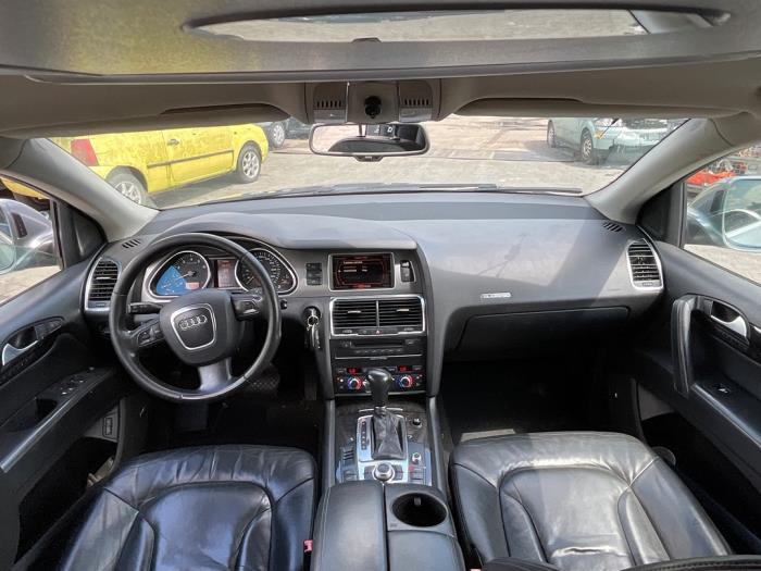 Audi Q7 4.2 FSI V8 32V Sloopvoertuig (2006, Grijs)