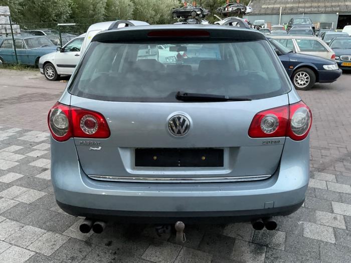 Volkswagen Passat Variant 2.0 FSI 16V Sloopvoertuig (2006, Blauw)