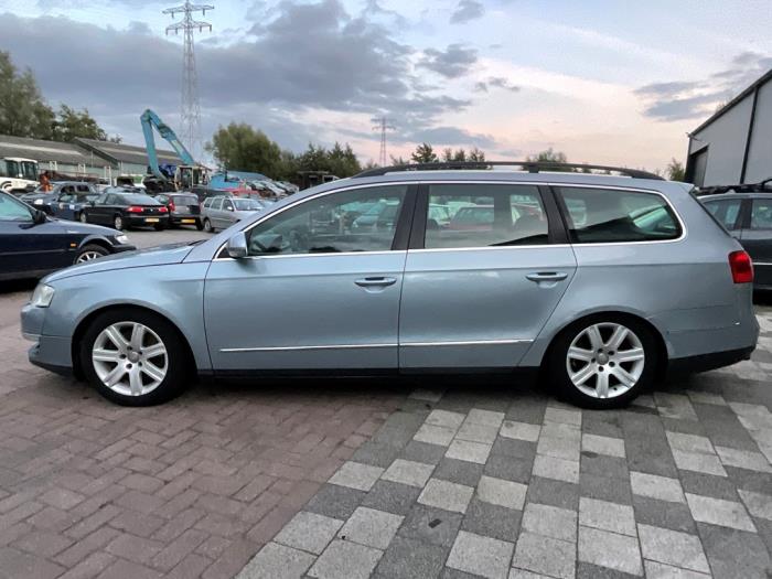 Volkswagen Passat Variant 2.0 FSI 16V Sloopvoertuig (2006, Blauw)