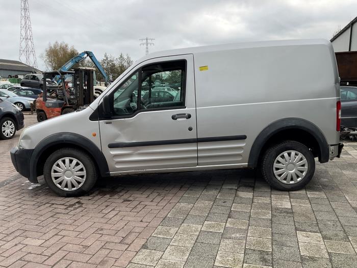 Ford Transit Connect 1.8 TDCi 75 Schadevoertuig (2008, Zilver)
