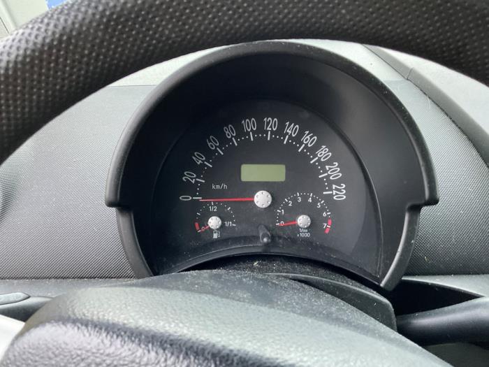 Volkswagen New Beetle 2.0 Sloopvoertuig (1999, Geel)