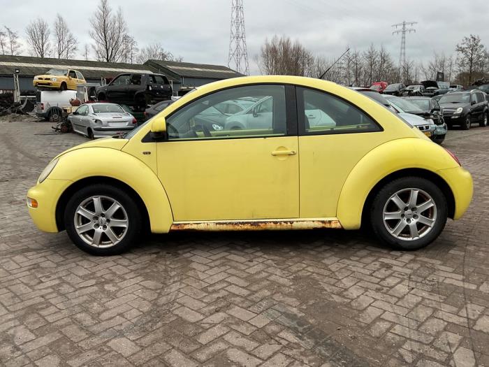 Volkswagen New Beetle 2.0 Sloopvoertuig (1999, Geel)