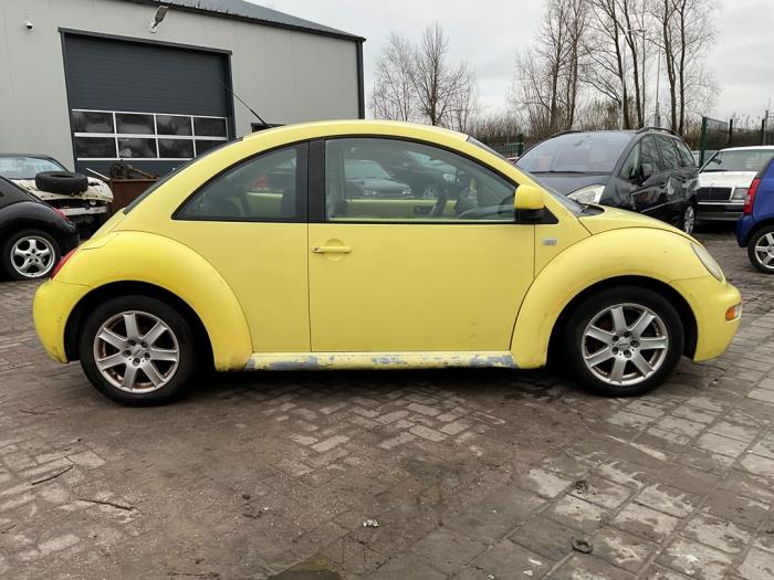 Volkswagen New Beetle 2.0 Sloopvoertuig (1999, Geel)