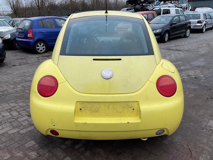 Volkswagen New Beetle 2.0 Sloopvoertuig (1999, Geel)