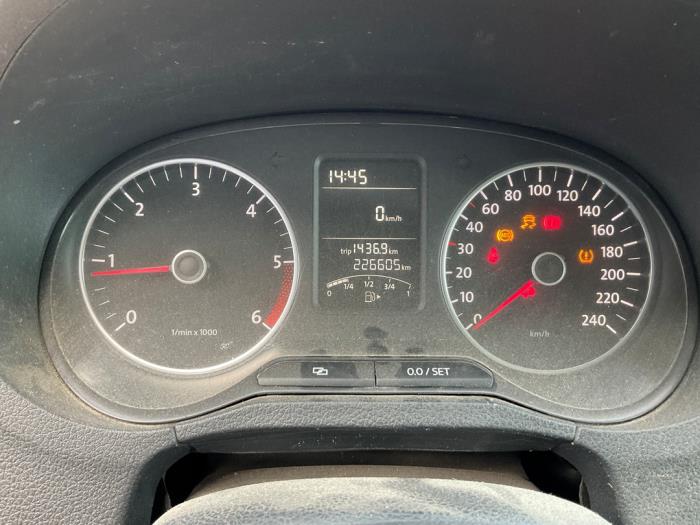 Volkswagen Polo V 1.2 TDI 12V BlueMotion Sloopvoertuig (2010, Zwart)