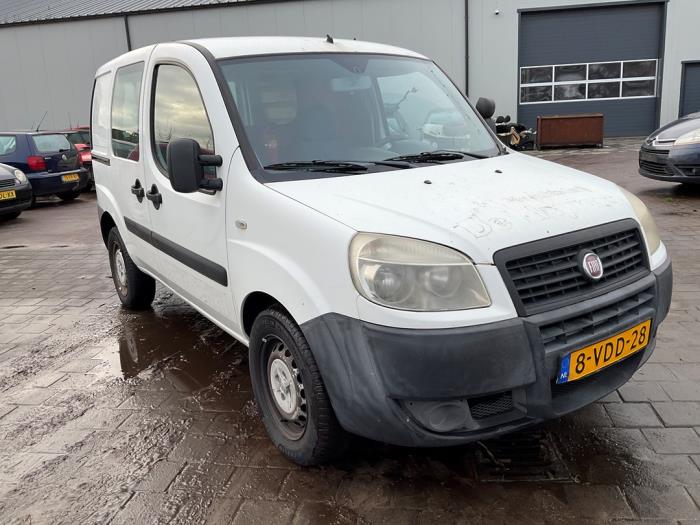 Fiat Doblo Cargo 1.3 D 16V Multijet DPF Sloopvoertuig (2009, Graniet)
