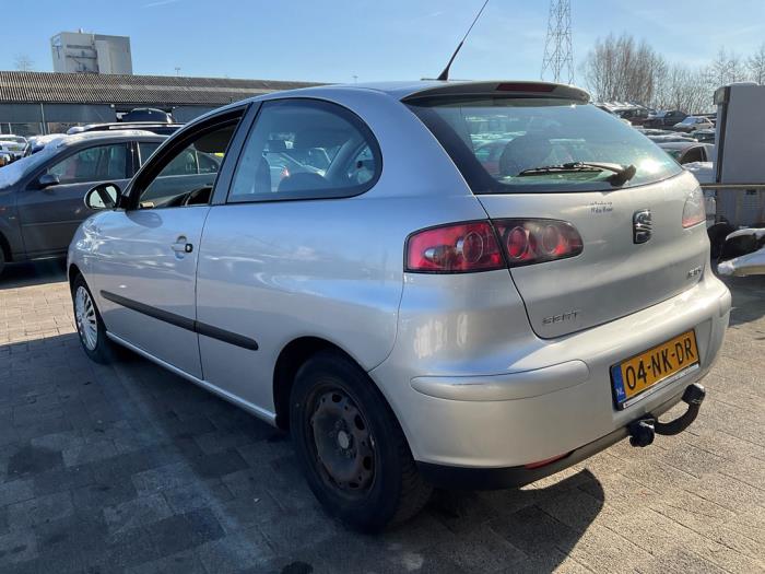 Seat Ibiza III 1.4 16V 75 Schadevoertuig (2003, Grijs)