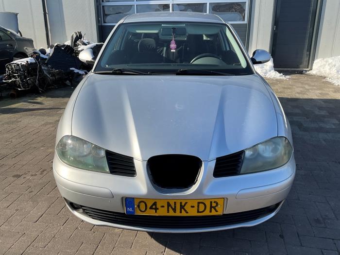 Seat Ibiza III 1.4 16V 75 Schadevoertuig (2003, Grijs)