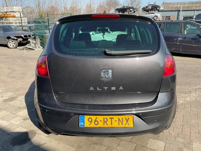 Seat Altea 2.0 FSI 16V Sloopvoertuig (2005, Zwart)
