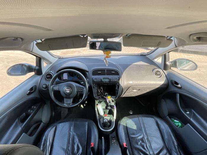 Seat Altea 2.0 FSI 16V Sloopvoertuig (2005, Zwart)