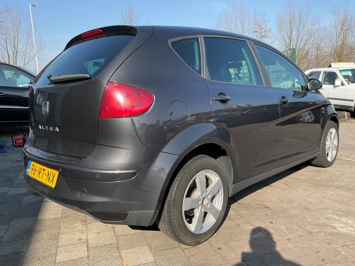 Seat Altea 2.0 FSI 16V Sloopvoertuig (2005, Zwart)