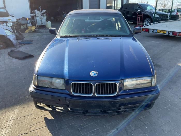 BMW 3 serie 320i 24V Sloopvoertuig (1993, Blauw)
