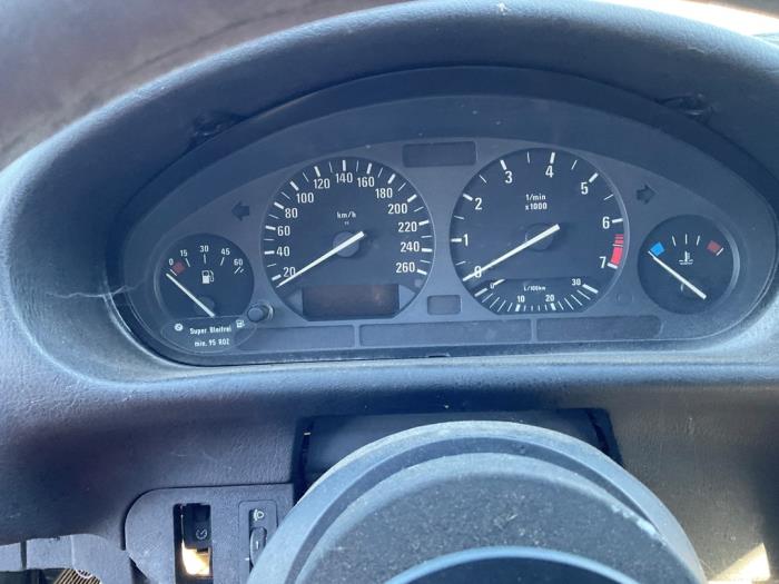 BMW 3 serie 320i 24V Sloopvoertuig (1993, Blauw)