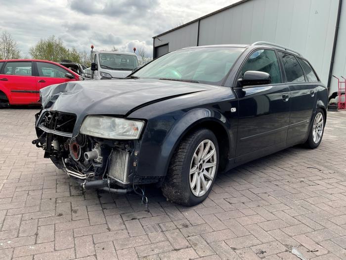 Audi A4 Avant 2.5 TDI 24V Sloopvoertuig (2004, Zwart)