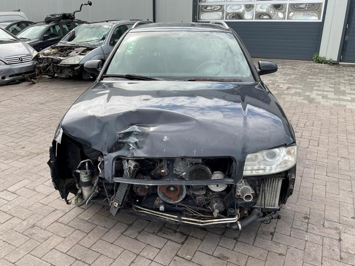Audi A4 Avant 2.5 TDI 24V Sloopvoertuig (2004, Zwart)