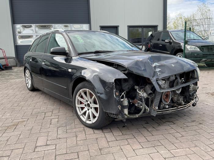 Audi A4 Avant 2.5 TDI 24V Sloopvoertuig (2004, Zwart)